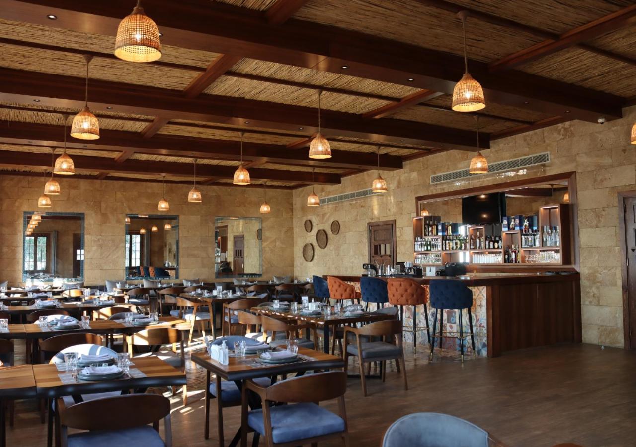Lancaster Eden Bay Hotel เบรุต ภายนอก รูปภาพ