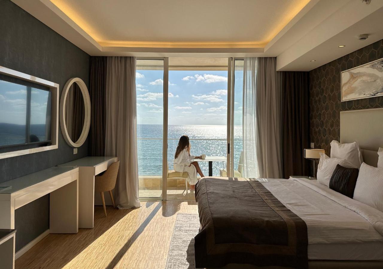 Lancaster Eden Bay Hotel เบรุต ภายนอก รูปภาพ