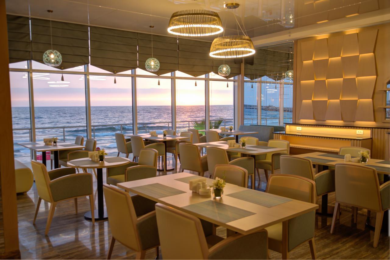 Lancaster Eden Bay Hotel เบรุต ภายนอก รูปภาพ